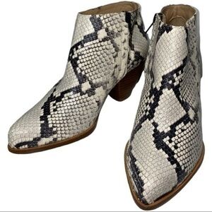 Alberto Zago Women’s Size 36.5 6 Black White Python Snakeskin Ankle Boots